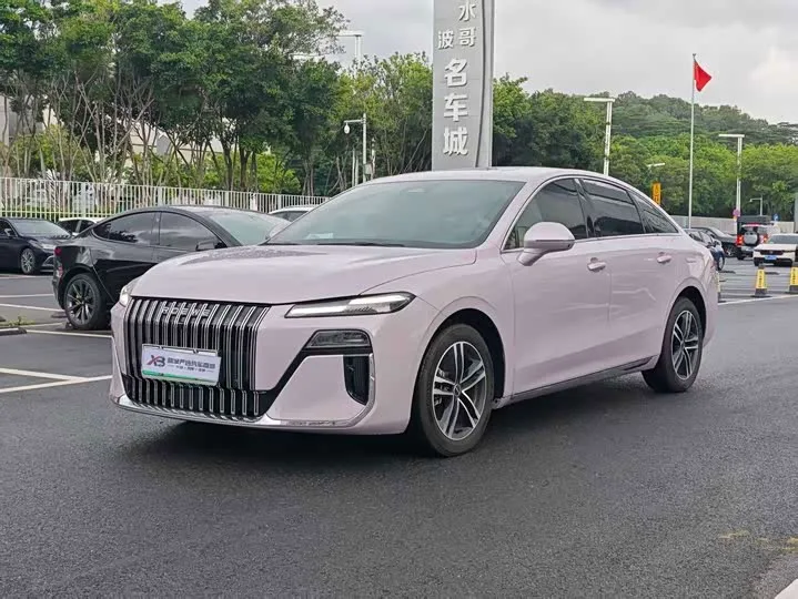 Roewe M7 DMH 2025 из Китая — купить под ключ