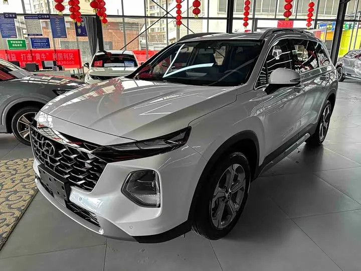 Hyundai Santa Fe 2023 из Китая — купить под ключ