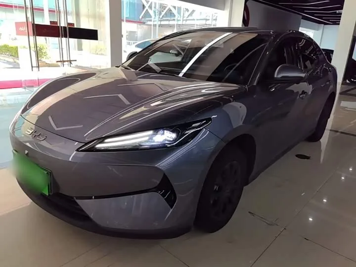BYD e7 2025 из Китая — купить под ключ