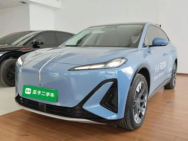 Hongqi EHS5 (Tiangong 06) 2025 из Китая — купить под ключ