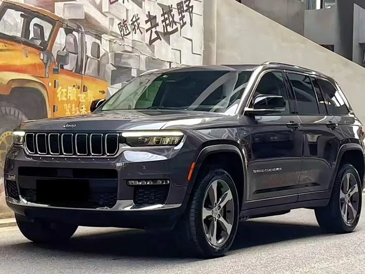 Jeep Grand Cherokee Hybrid 2025 из Китая — купить под ключ