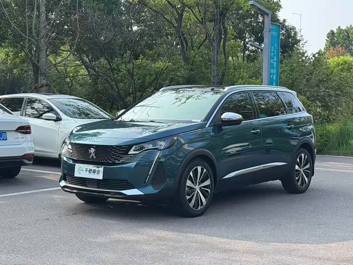 Peugeot 5008 2021 из Китая — купить под ключ