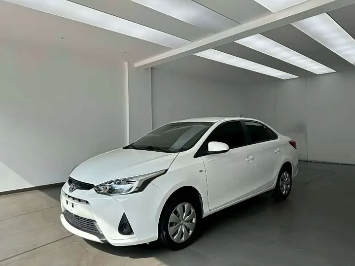 Toyota Yaris L 2022 из Китая — купить под ключ