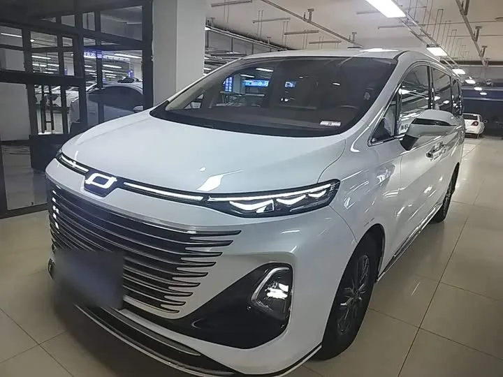 Bestune M9 2023 из Китая — купить под ключ