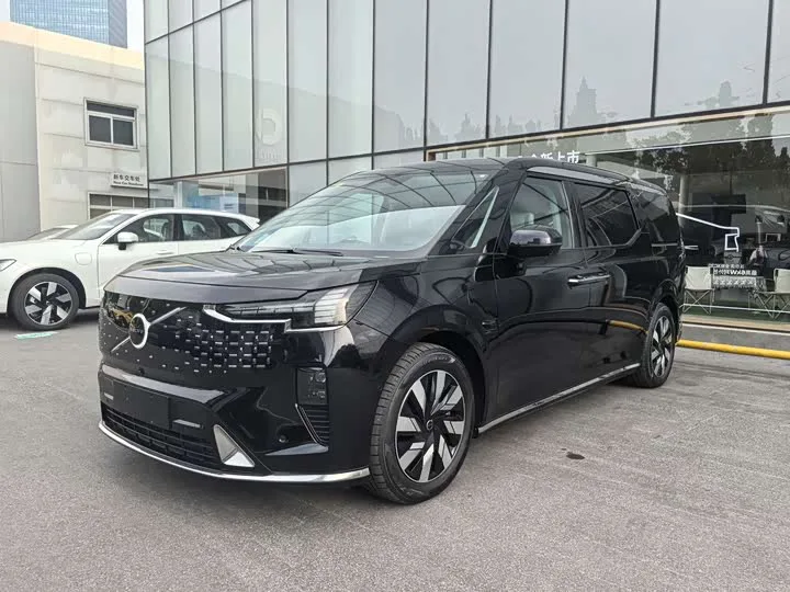 Volvo EM90 2025 из Китая — купить под ключ