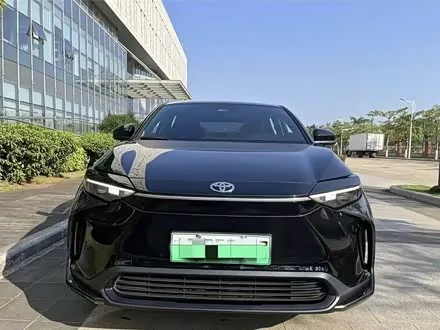 Toyota bZ4X 2023 из Китая — купить под ключ