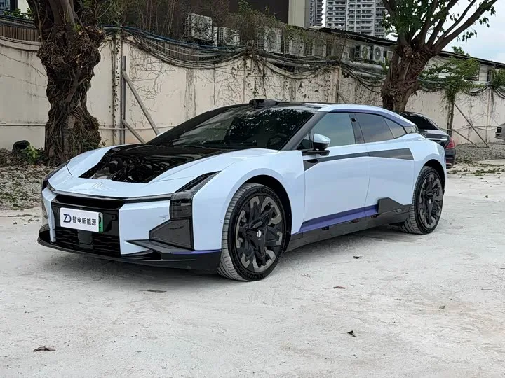 HiPhi Z 2023 из Китая — купить под ключ
