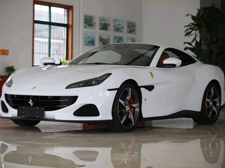 Ferrari Portofino 2022 из Китая — купить под ключ