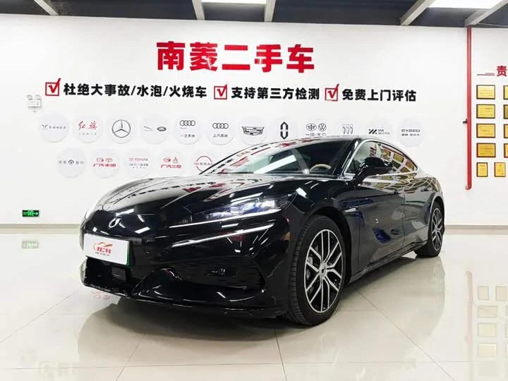 Denza Z9 2025 из Китая — купить под ключ