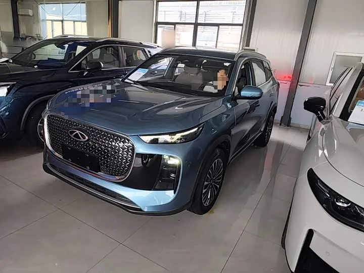 Chery Tiggo 8 Plus C-DM 2025 из Китая — купить под ключ