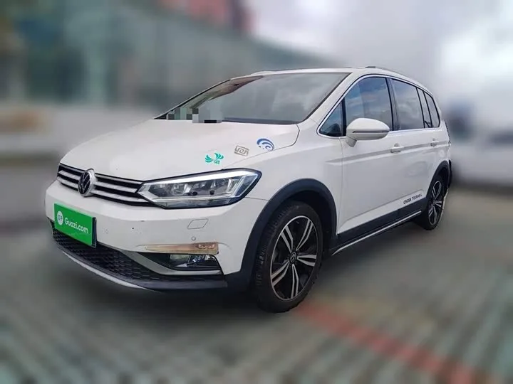 Volkswagen Touran L 2022 из Китая — купить под ключ