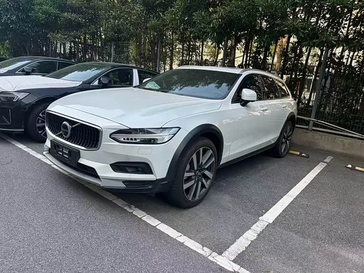 Volvo V90 2022 из Китая — купить под ключ