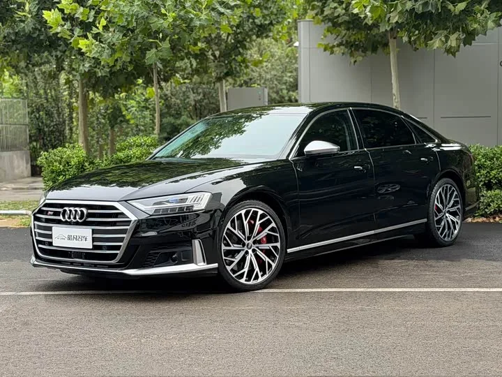 Audi S8 2022 из Китая — купить под ключ