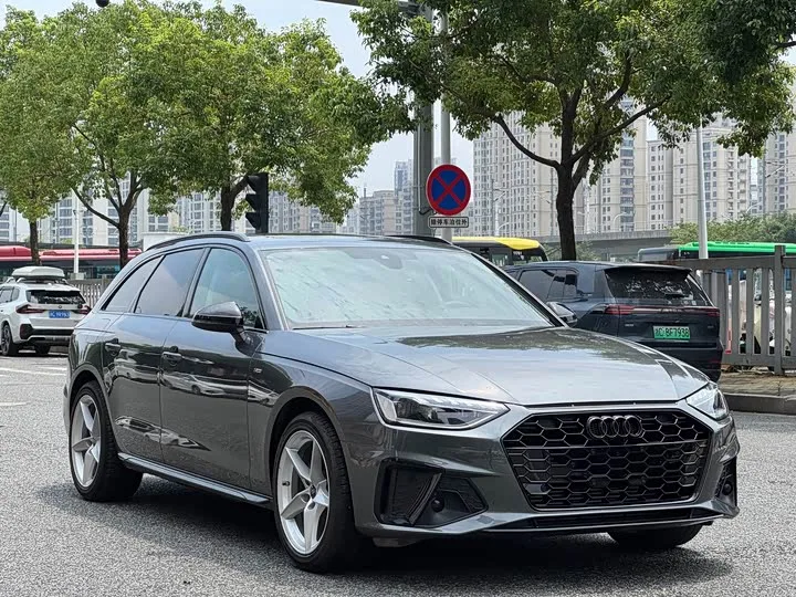 Audi A4 2024 из Китая — купить под ключ