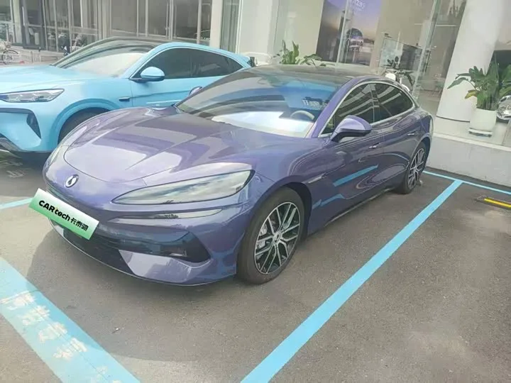 Denza Z9 2024 из Китая — купить под ключ