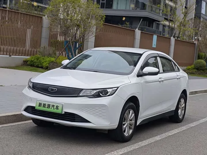Geely Emgrand Hybrid/EV 2024 из Китая — купить под ключ