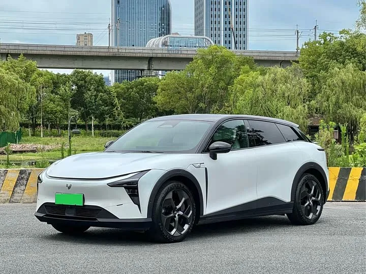Geely Jiyue 01 2024 из Китая — купить под ключ