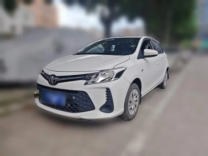 Toyota Vios FS 2022 из Китая — купить под ключ