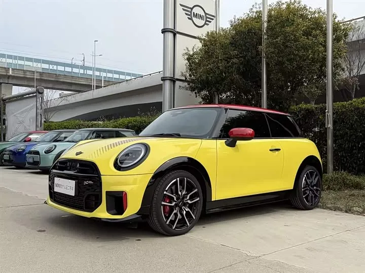Mini Mini JCW 2026 из Китая — купить под ключ