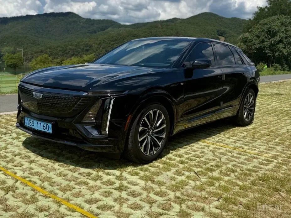 Cadillac Lyriq 2024 из Кореи — купить под ключ