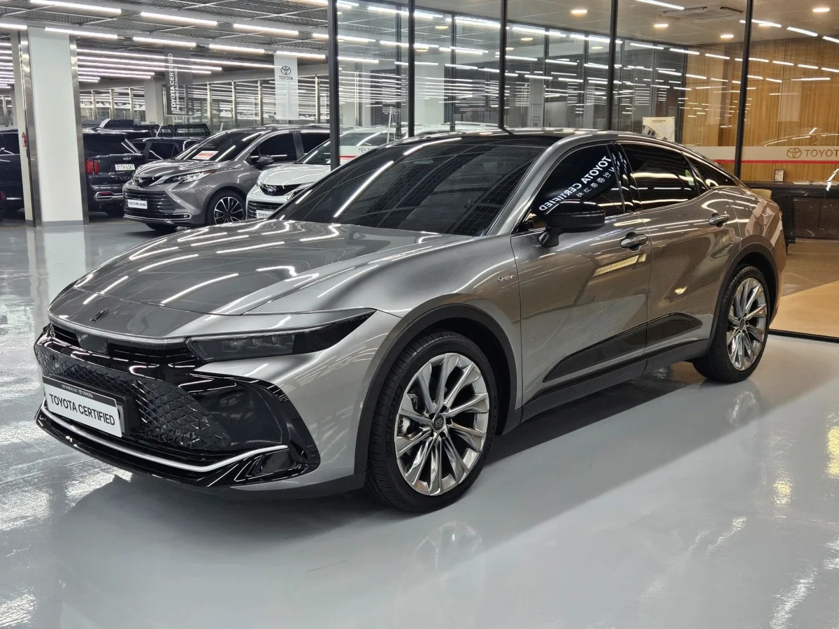 Toyota Crown 2025 из Кореи — купить под ключ