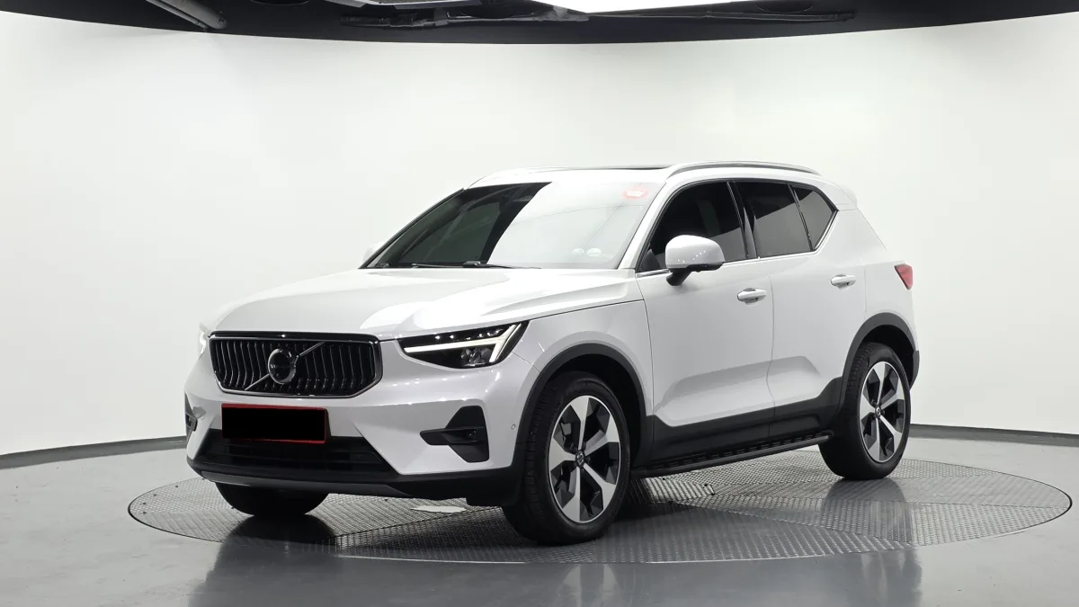 Volvo XC40 2022 из Кореи — купить под ключ