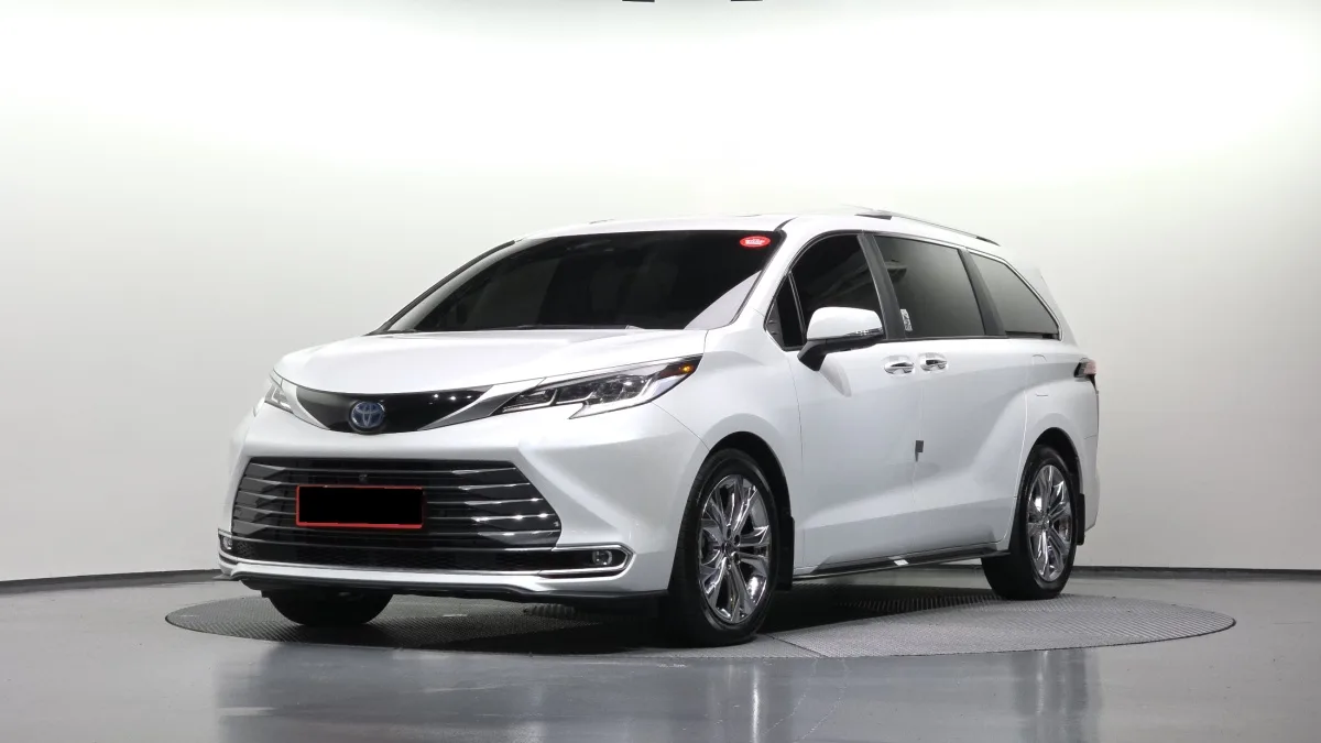 Toyota Sienna 2022 из Кореи — купить под ключ