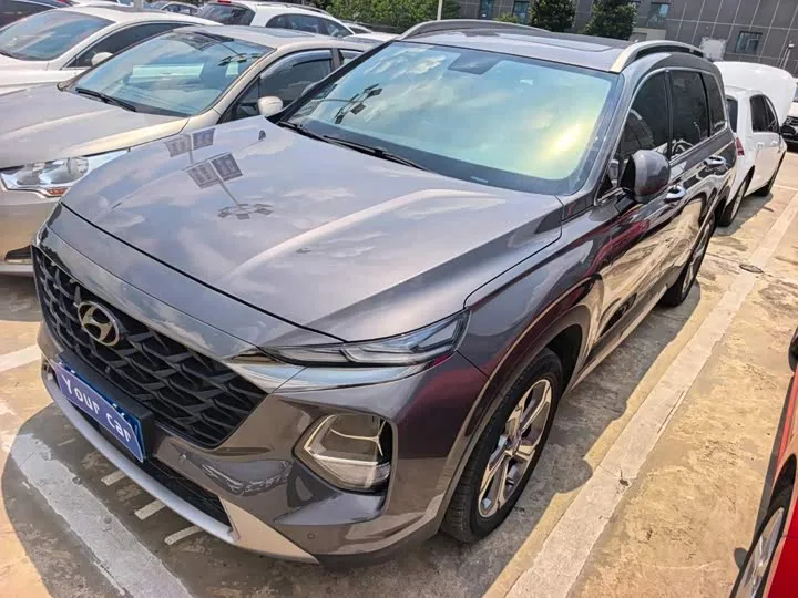 Hyundai Santa Fe 2023 из Китая — купить под ключ
