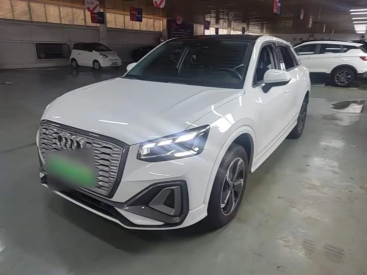 Audi Q2L e-tron 2022 из Китая — купить под ключ