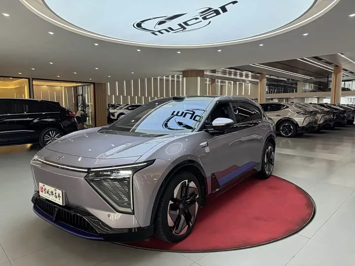 HiPhi Y 2023 из Китая — купить под ключ