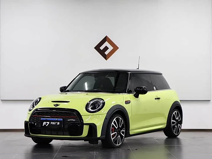 Mini Mini JCW 2023 из Китая — купить под ключ