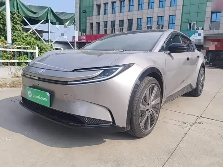 Toyota bZ5 2026 из Китая — купить под ключ