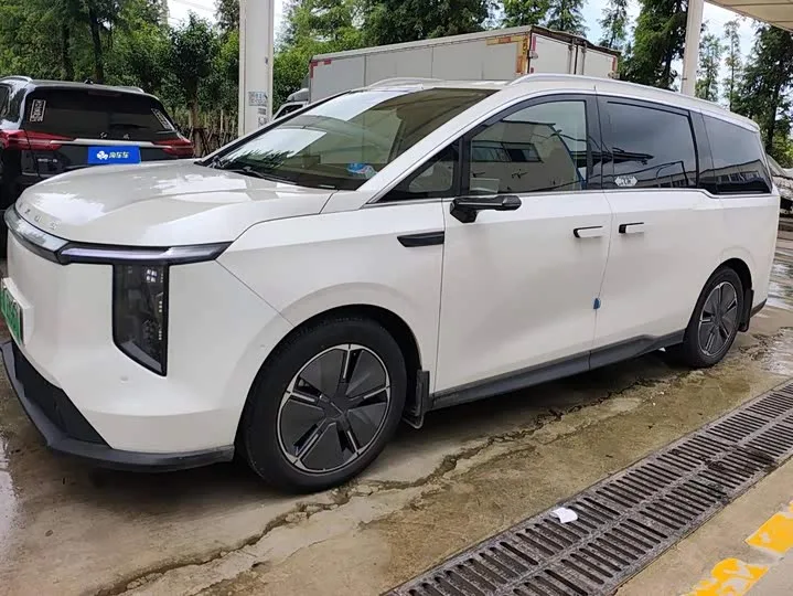 Maxus Mifa 7 2024 из Китая — купить под ключ