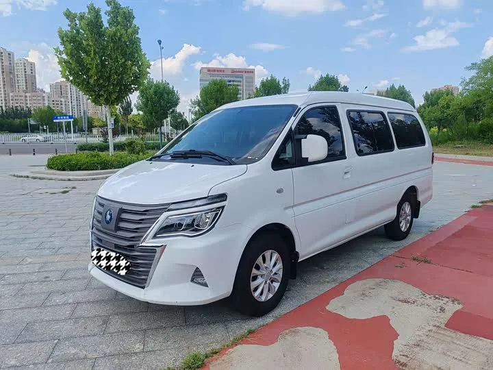 Dongfeng Forthing Lingzhi M5 EV 2023 из Китая — купить под ключ