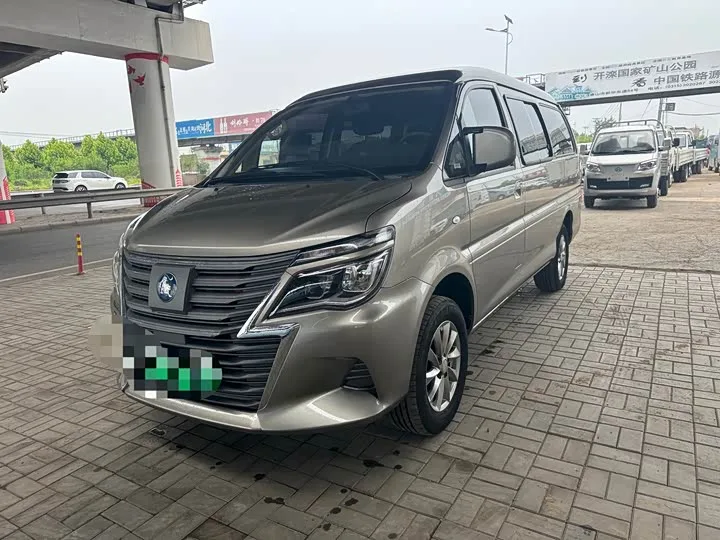 Dongfeng Forthing Lingzhi M5 EV 2025 из Китая — купить под ключ