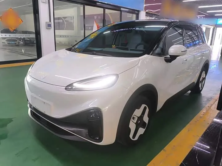BAIC Arcfox Kaola 2024 из Китая — купить под ключ