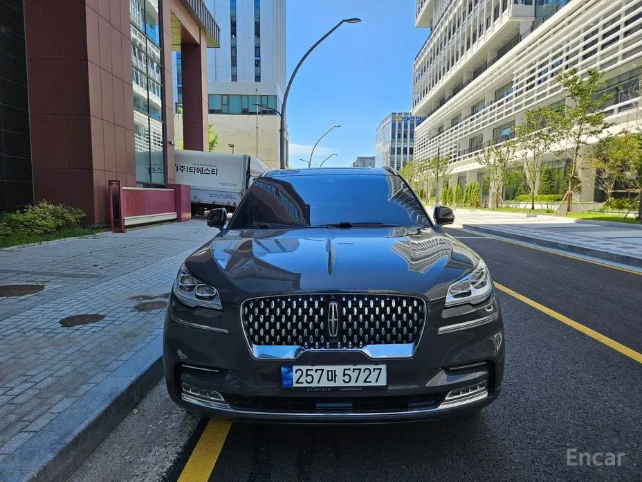 Lincoln Aviator 2023 из Кореи — купить под ключ