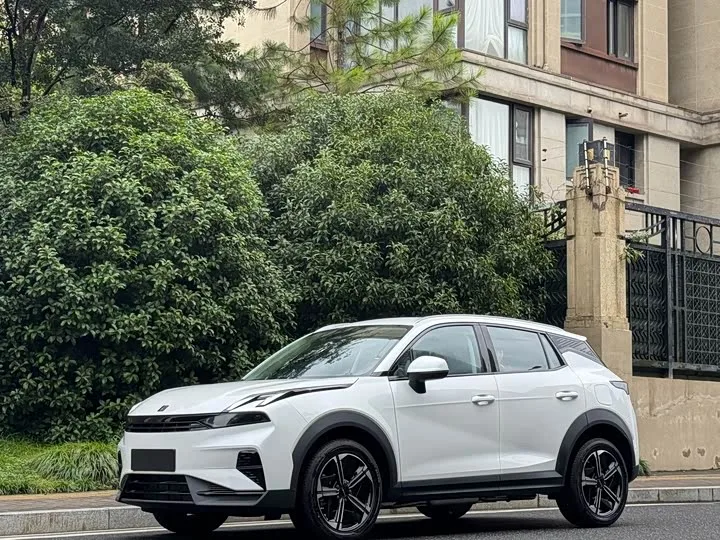 Lynk & Co 06 EM-P Hybrid 2026 из Китая — купить под ключ