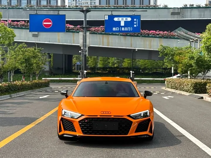 Audi R8 2023 из Китая — купить под ключ