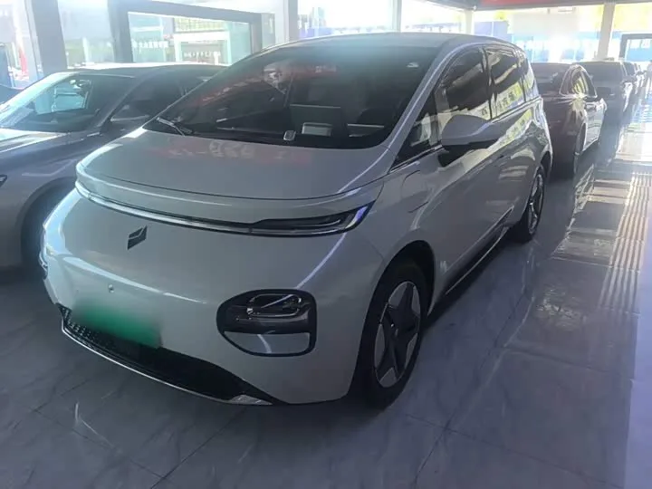 Baojun Yunduo 2023 из Китая — купить под ключ