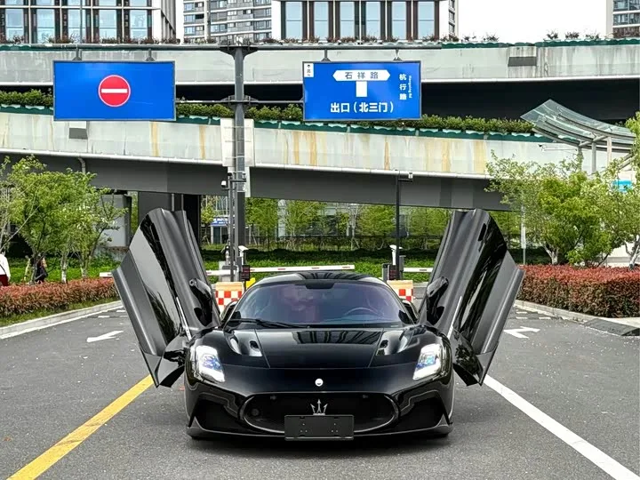 Maserati MC20 2022 из Китая — купить под ключ