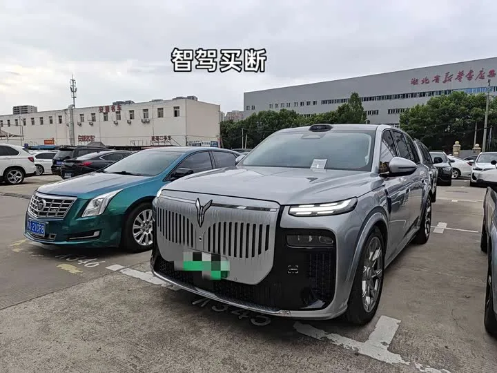Voyah Taishan X8 2026 из Китая — купить под ключ
