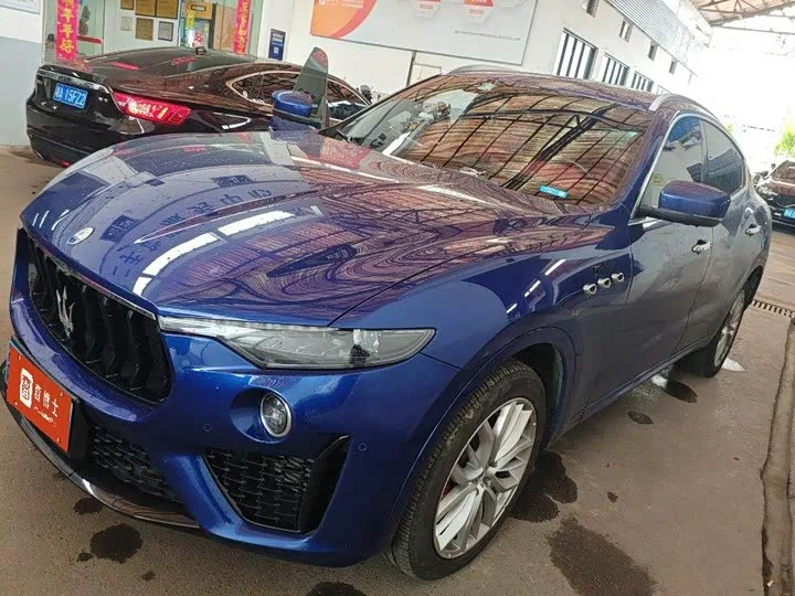 Maserati Levante 2022 из Китая — купить под ключ