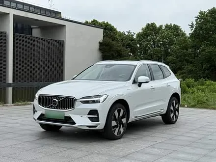 Volvo XC60 Hybrid 2025 из Китая — купить под ключ