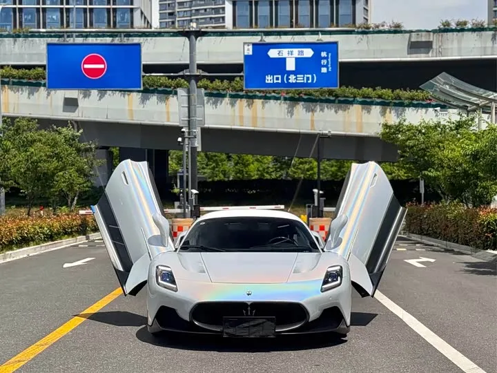 Maserati MC20 2022 из Китая — купить под ключ