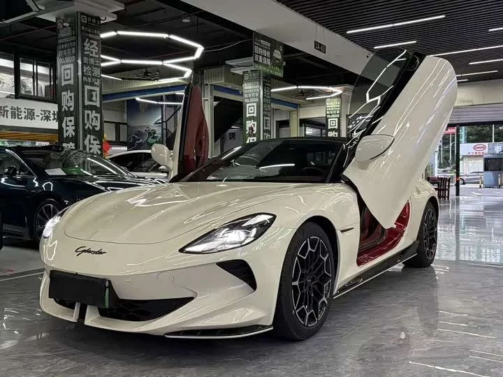 MG Motor Cyberster 2024 из Китая — купить под ключ