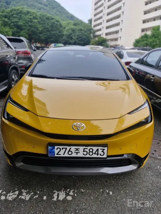 Toyota Prius 2024 из Кореи — купить под ключ