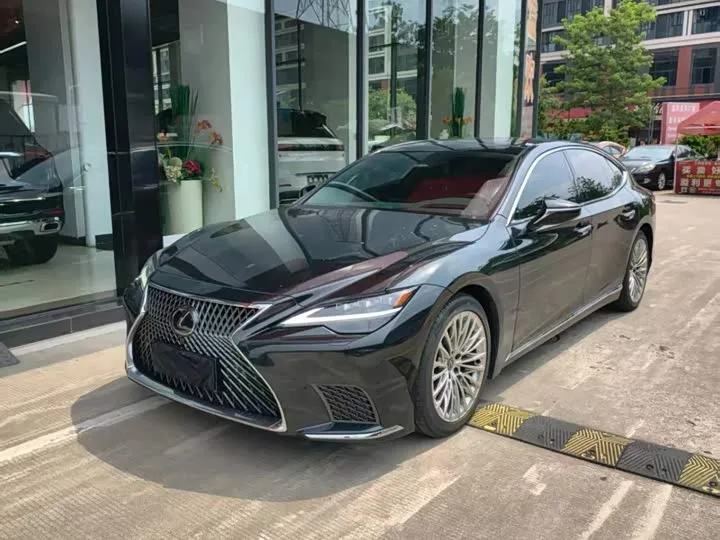 Lexus LS 2026 из Китая — купить под ключ