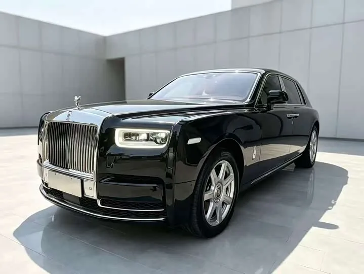 Rolls-Royce Phantom 2022 из Китая — купить под ключ