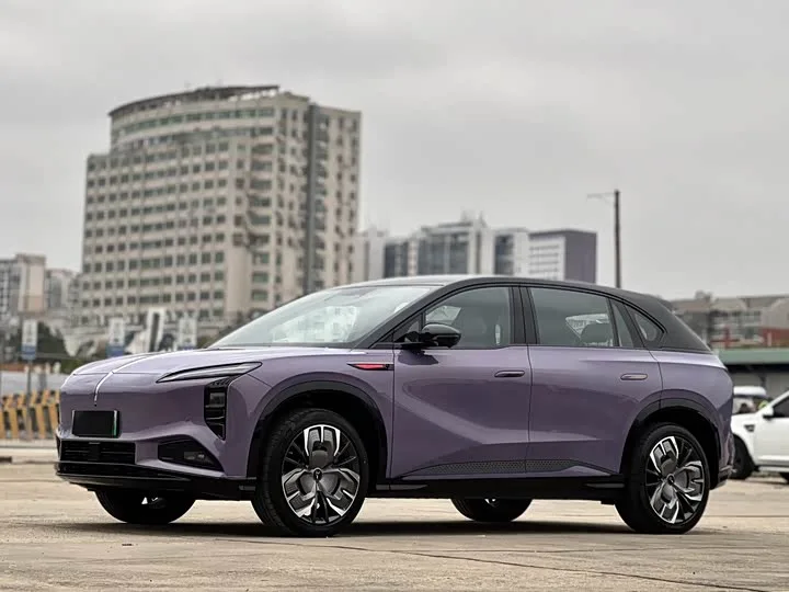 Hongqi EHS7 (Tiangong 08) 2025 из Китая — купить под ключ